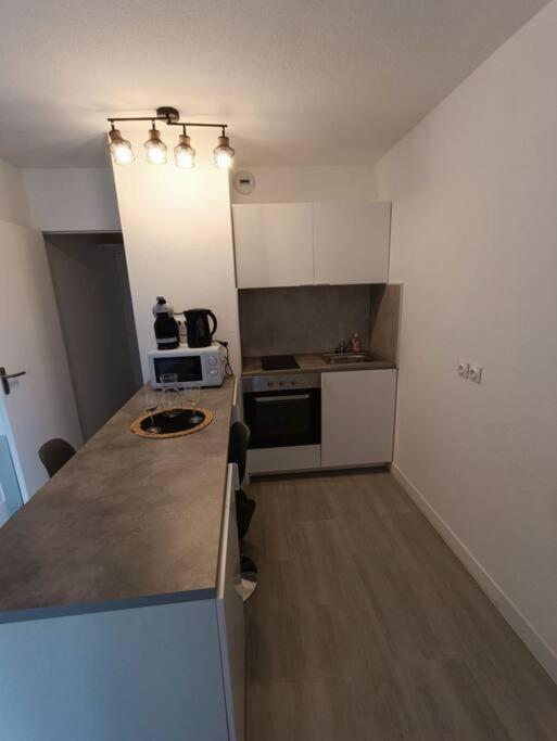 Appartement Tout Equipe 2 A 4 Couchages St Charles Marsilia Exterior foto